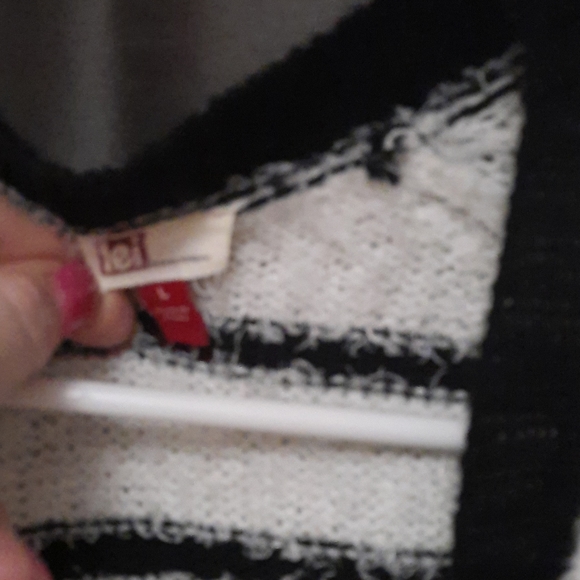 Sweater - Picture 2 of 2